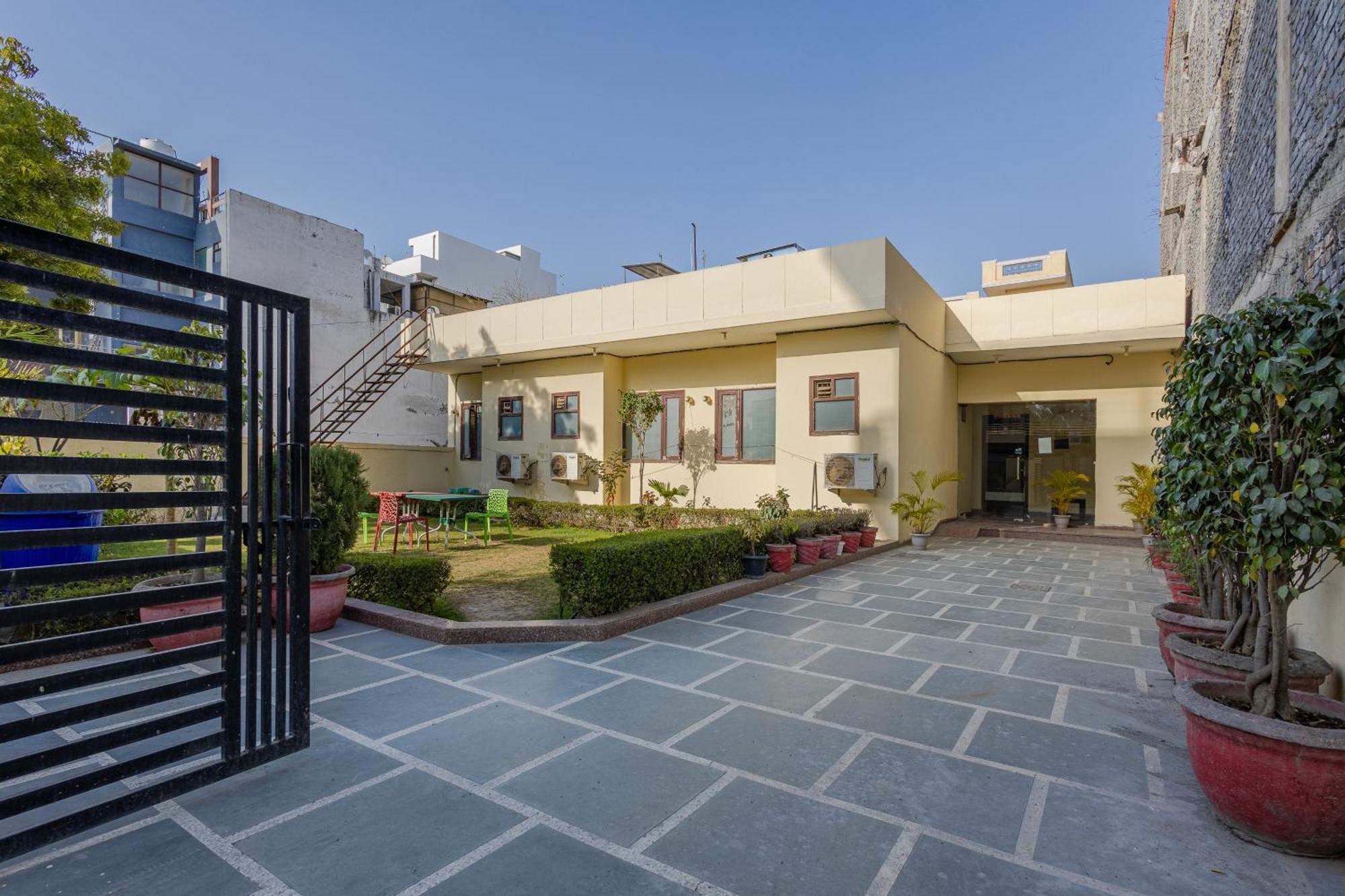 Lime Tree Studio Near Fortis Gurgaon Eksteriør bilde