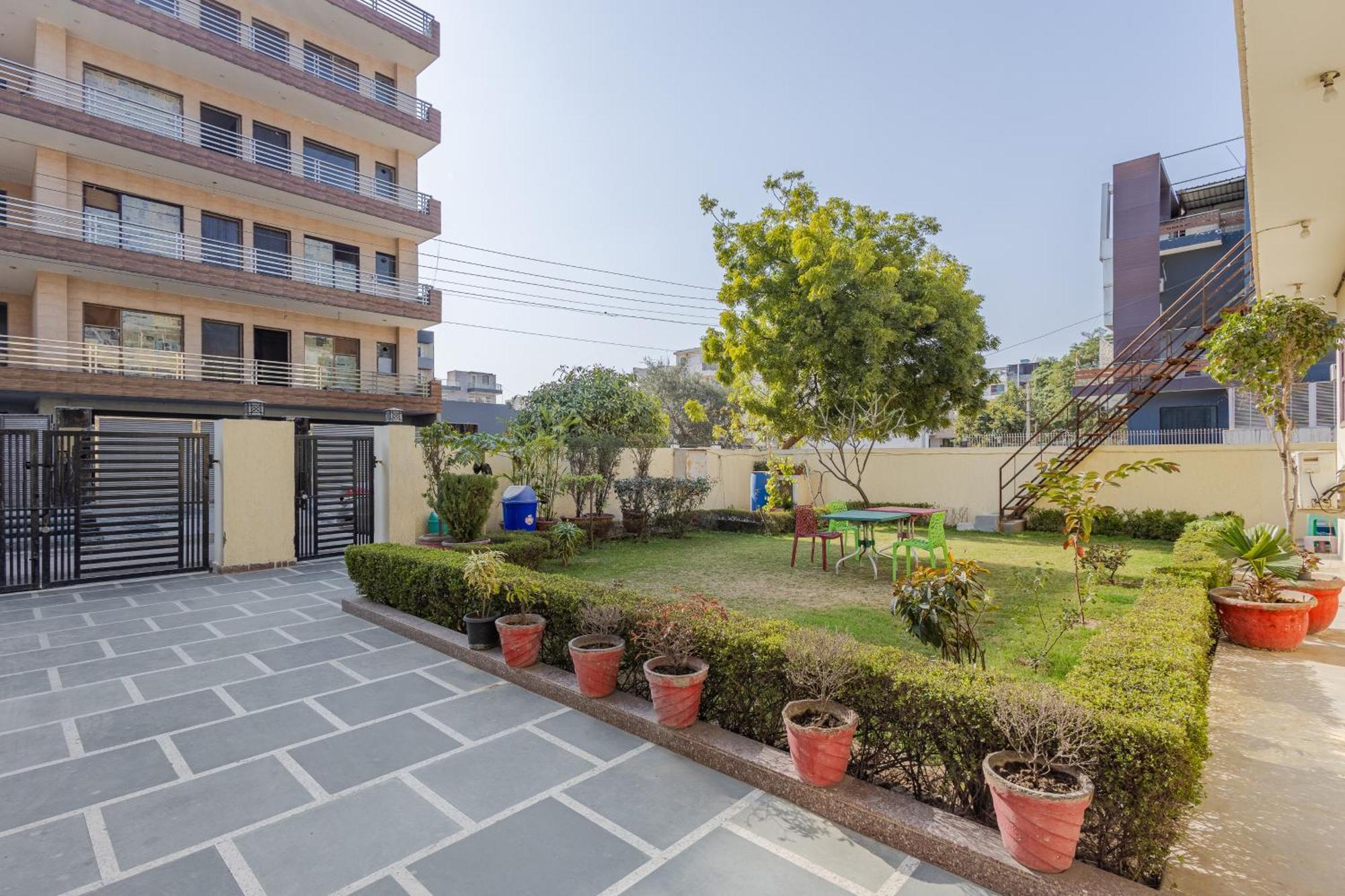 Lime Tree Studio Near Fortis Gurgaon Eksteriør bilde